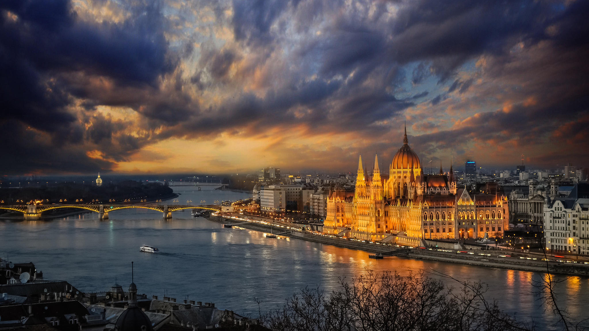 Duna és a parlament