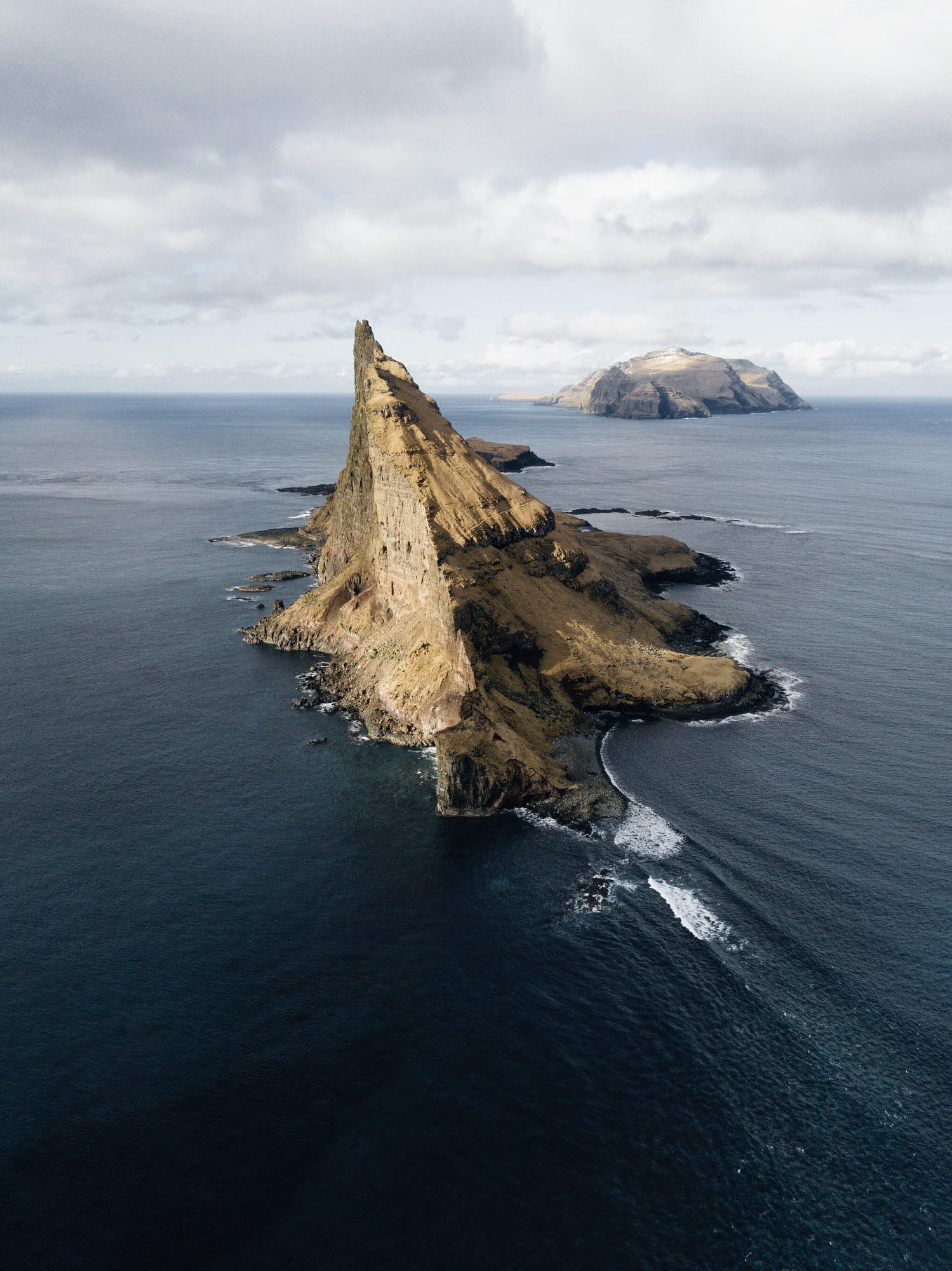 Join my Faroe Islands Workshop 
https://lyesk.com/faroe-islands-workshop