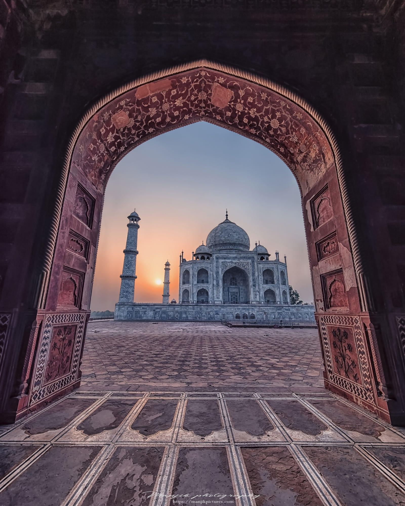 First light on the Taj Mahal