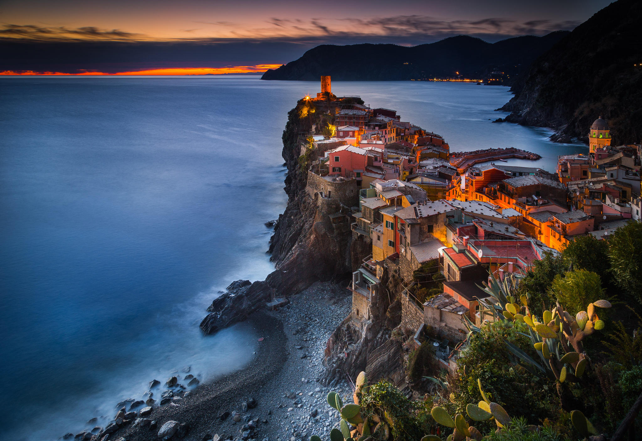 Wonderful sunset in Vernazza