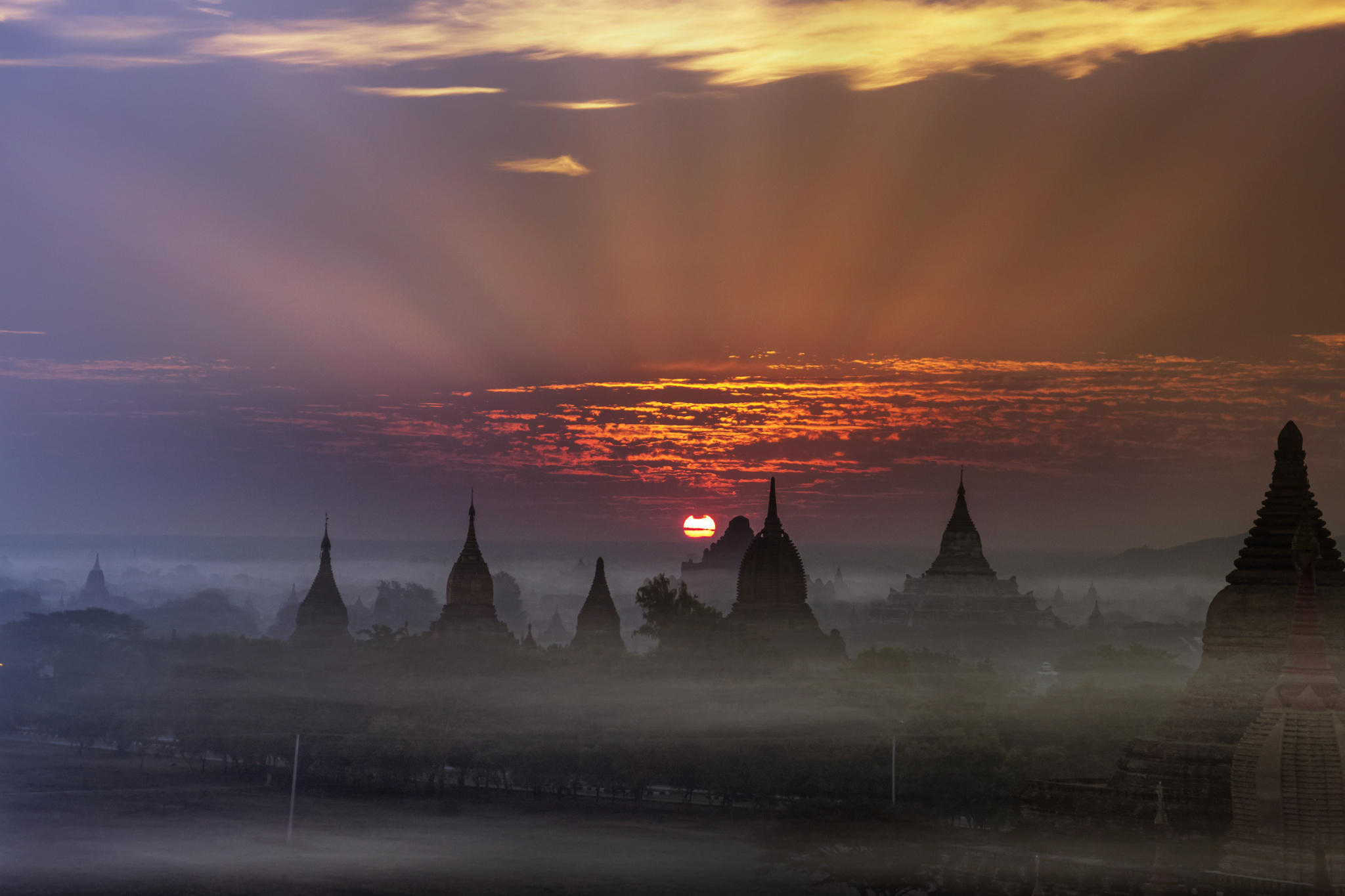 Rising sun at ancient Bagan.