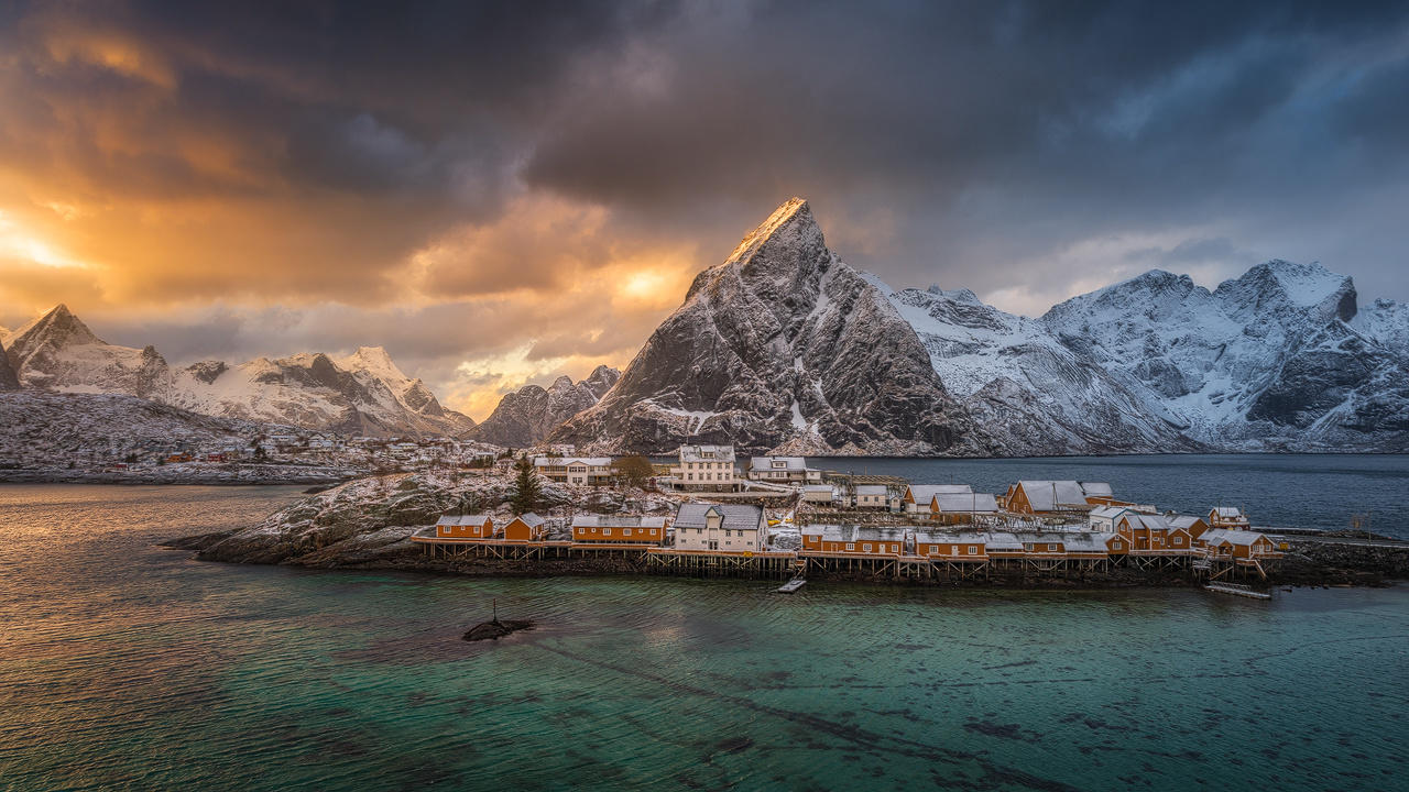 Radiant Sakrisøy