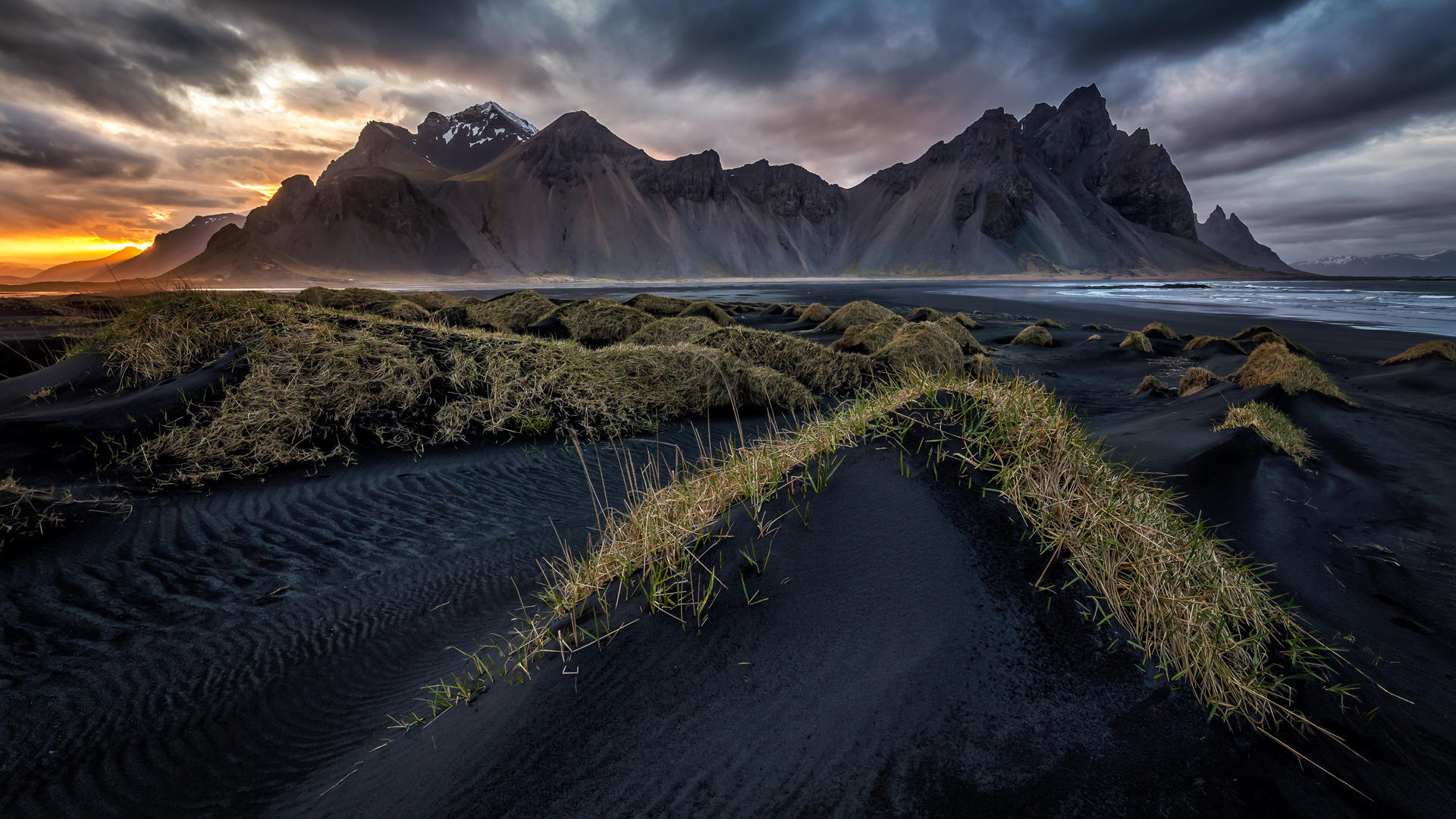 Vestrahorn sunset