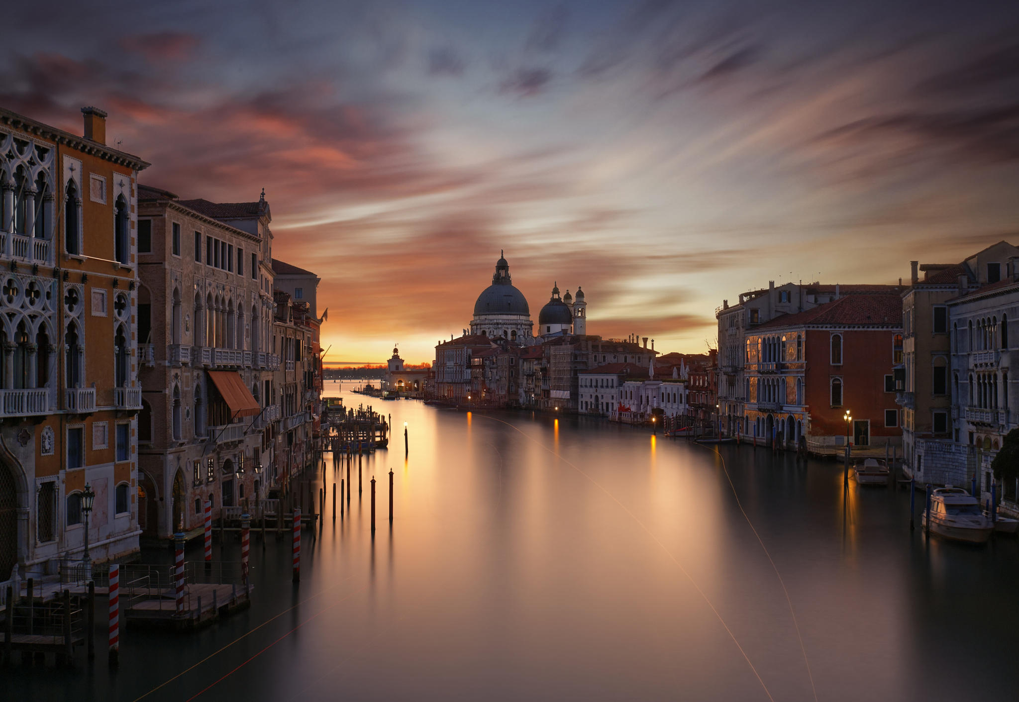 Гранд канал. Canal grande Венеция. Гранд канал Италия. Гранд-канал. Венеция. Гранд канал ночью Венеция Италия.