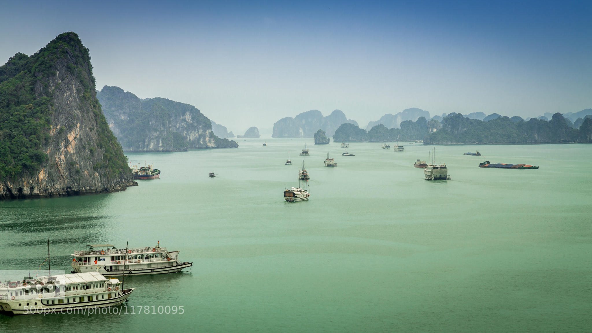 Ha Long Bay Boats II