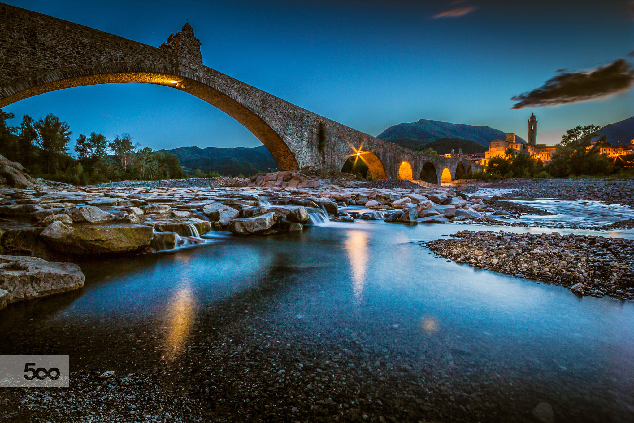 Bobbio night