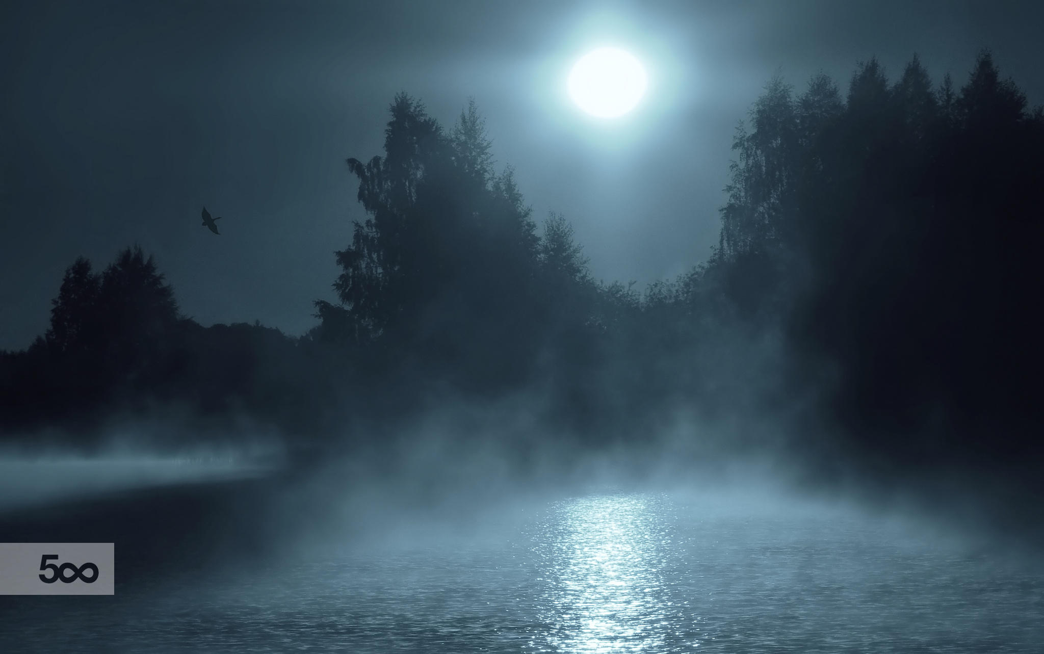 Бывало временами ночью. Туман ночью. Озеро в тумане. Мрачное озеро. Ночное озеро.