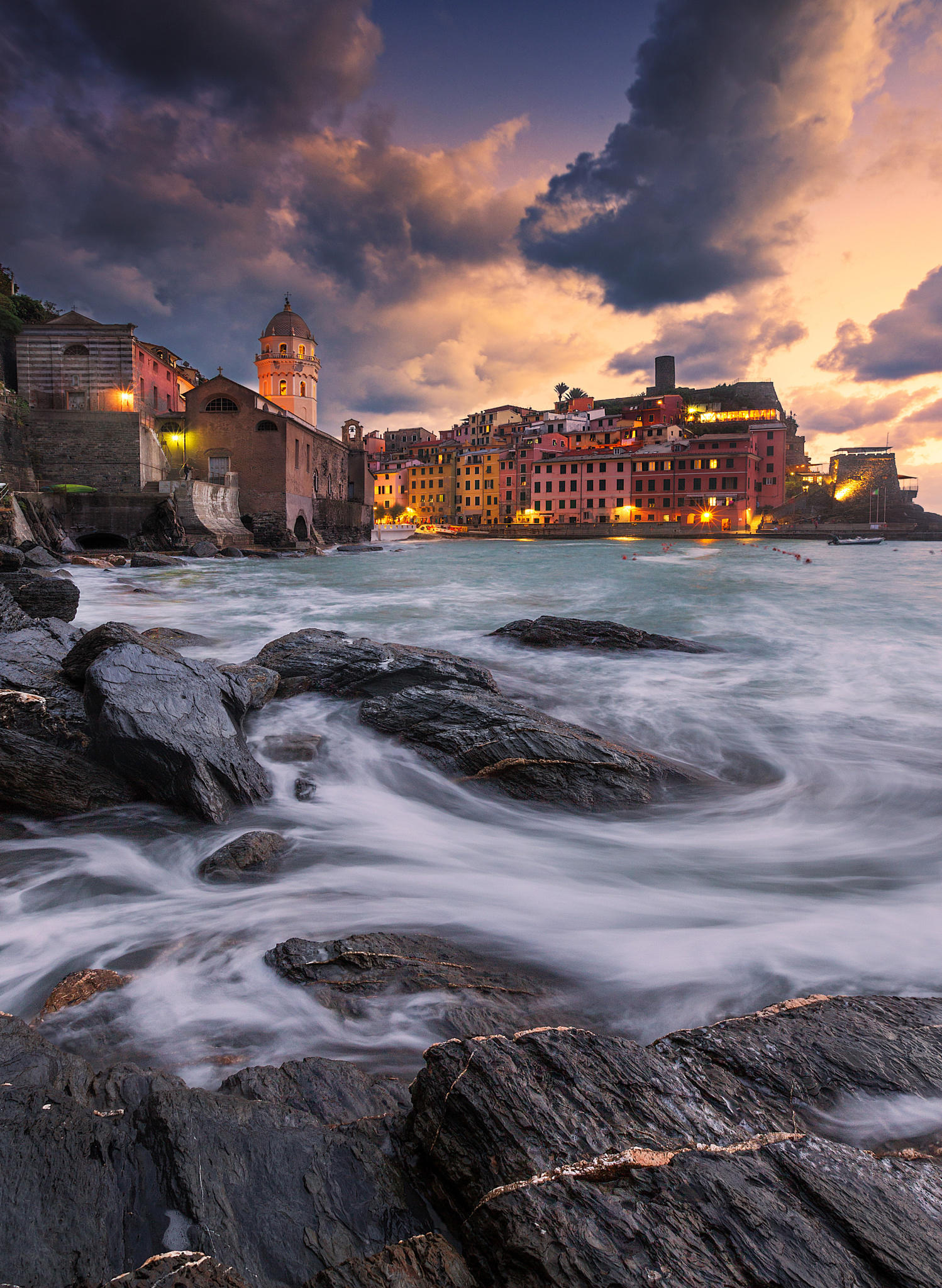 Dance of Waves in Vernazza