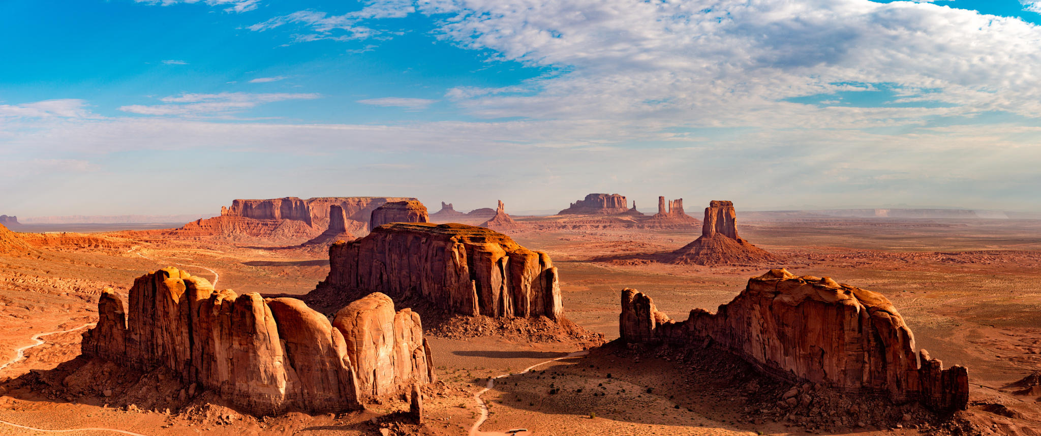 Balooning on Monument Valley