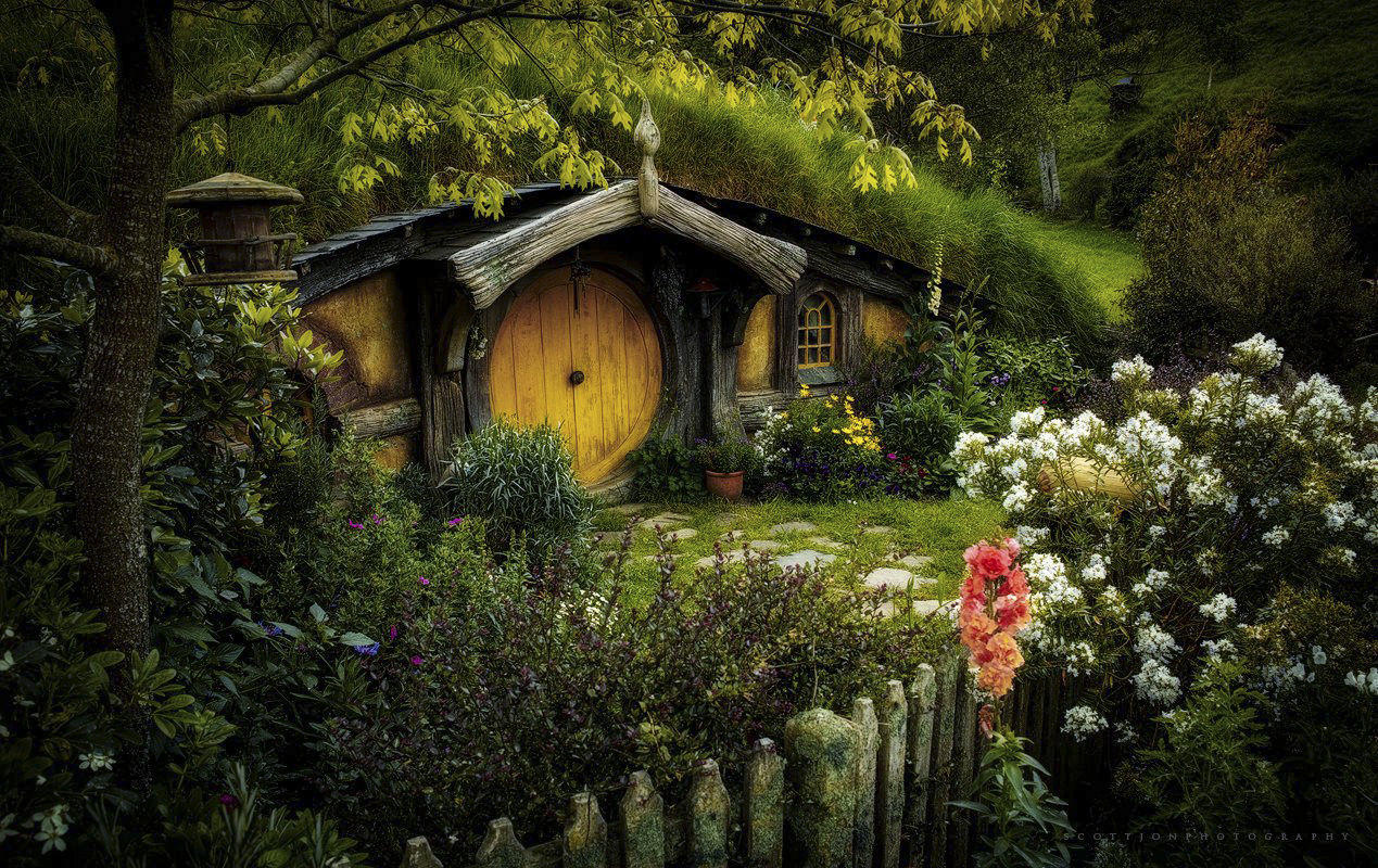 Hobbits Home