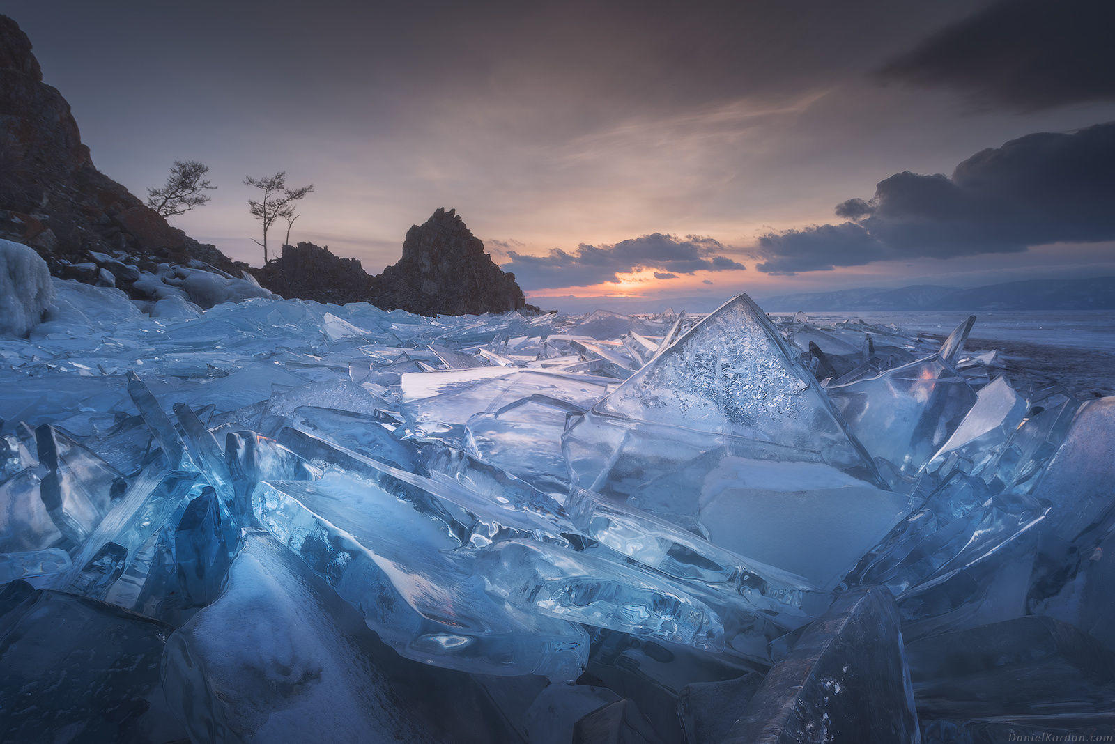 Baikal ice fields