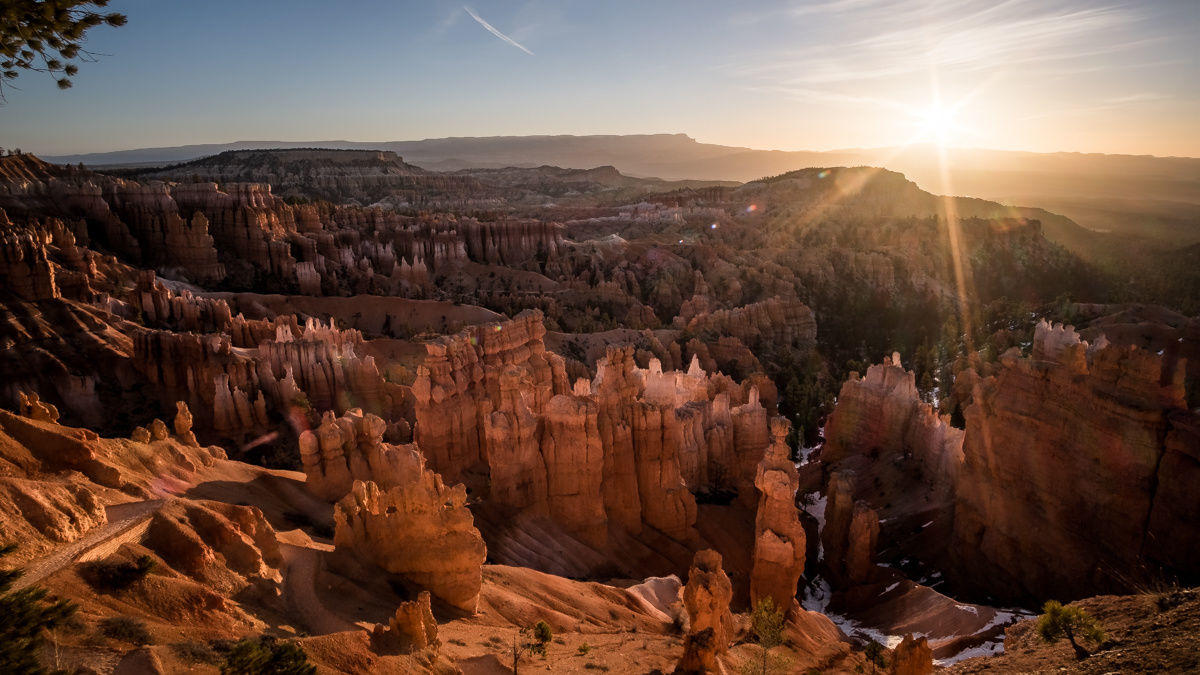 Sunrise in Sunset point - Bryce Canyon, United States - Landscape photography