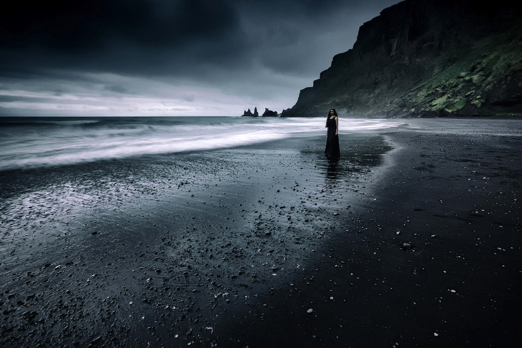 Reynishverfi black sand beach