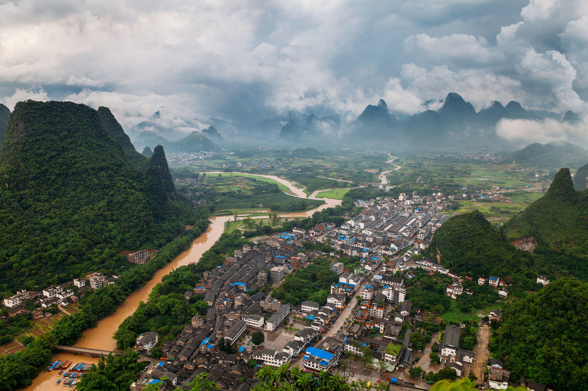 Overlooking Xingping