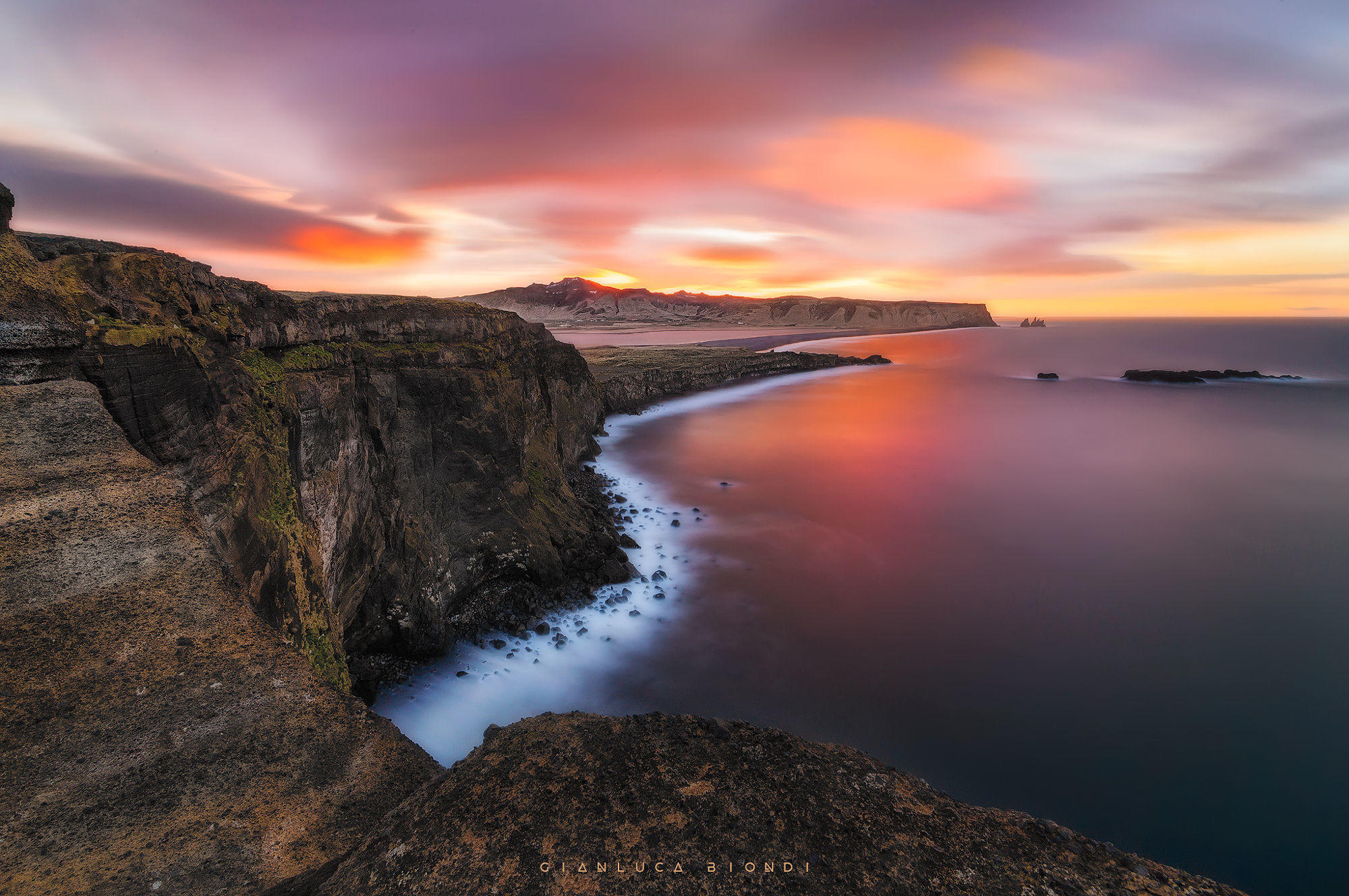 Iceland Wonder seascape Long expure