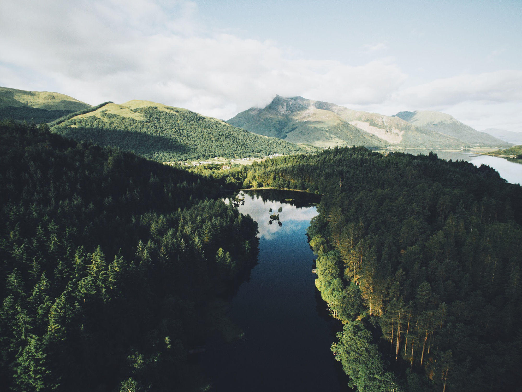 Above, the Lochan