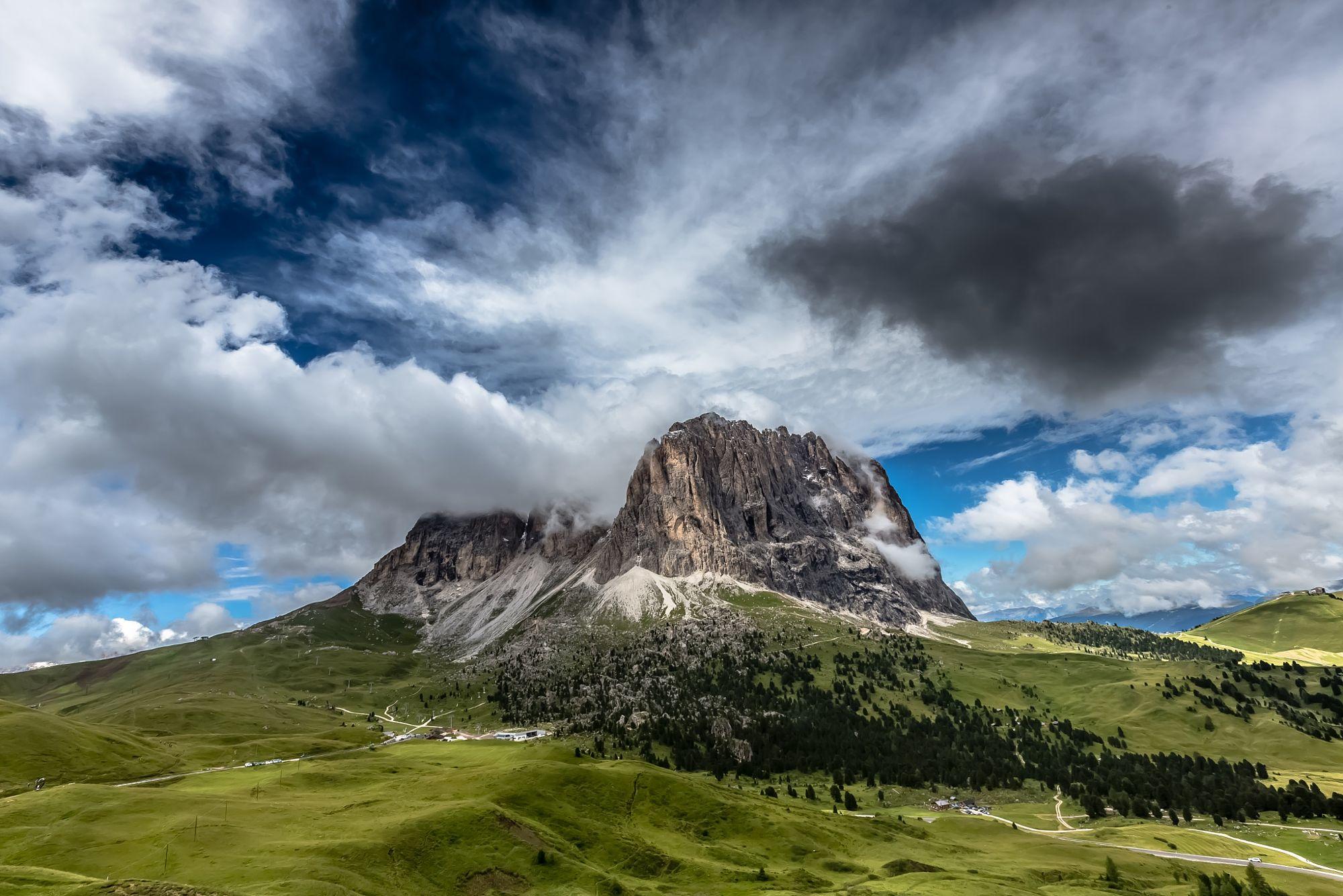 Furious sky, Sassolungo, Dolomites