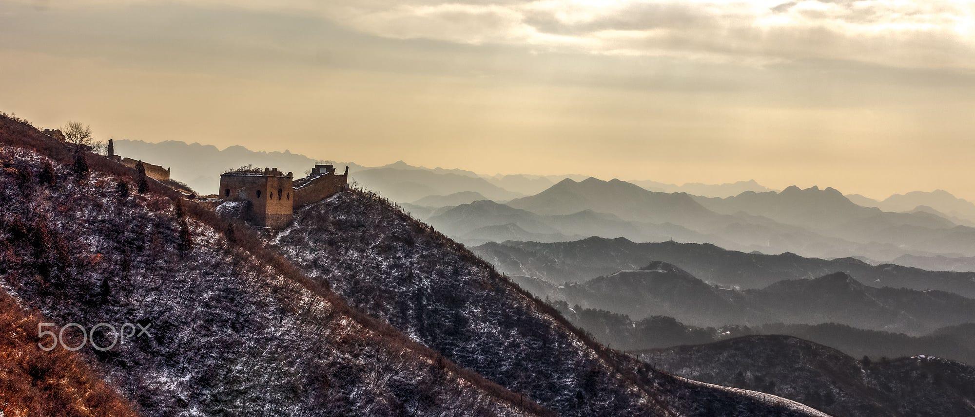 See mountains small（一览众山小）