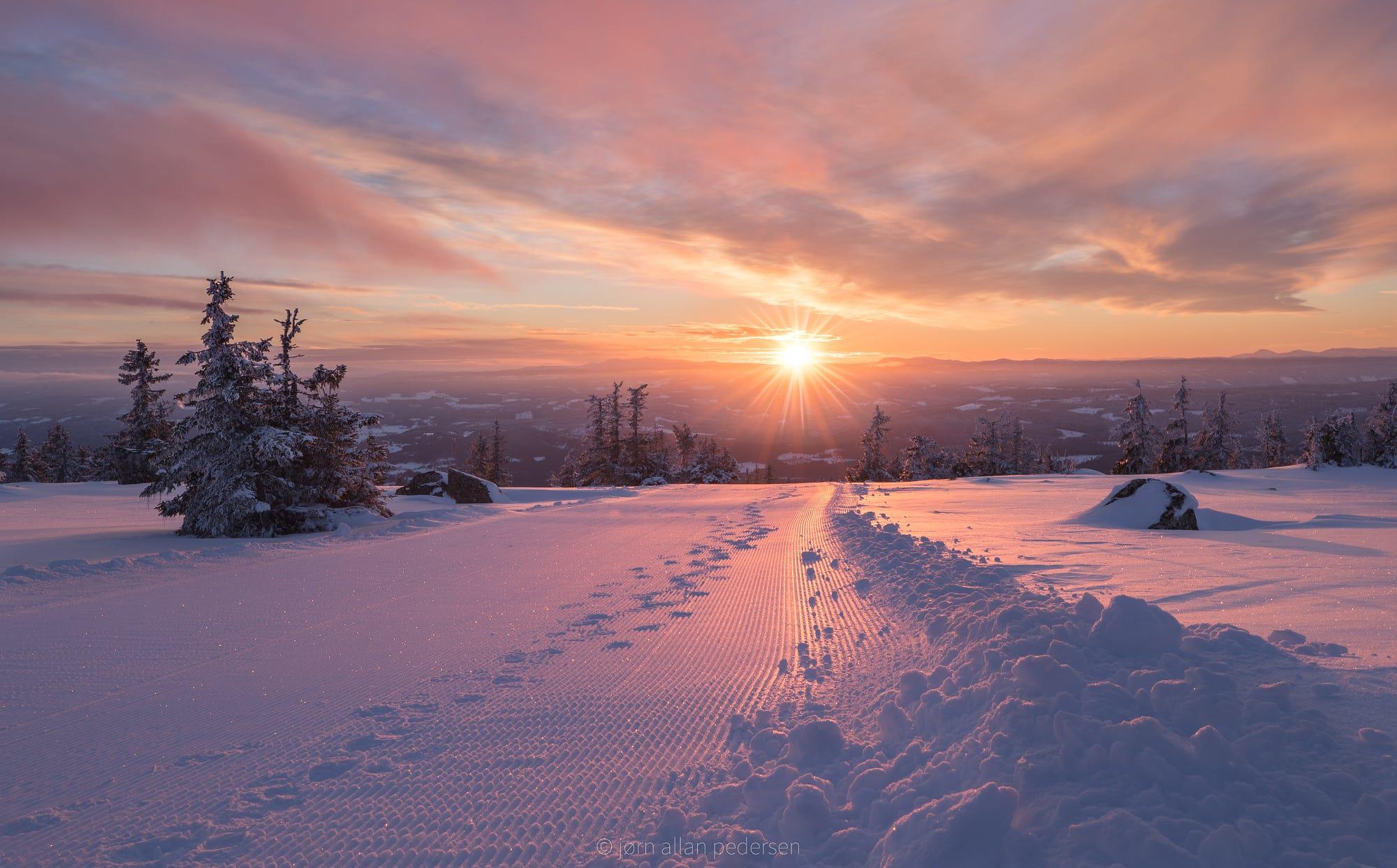 Tender light in the down hill pist