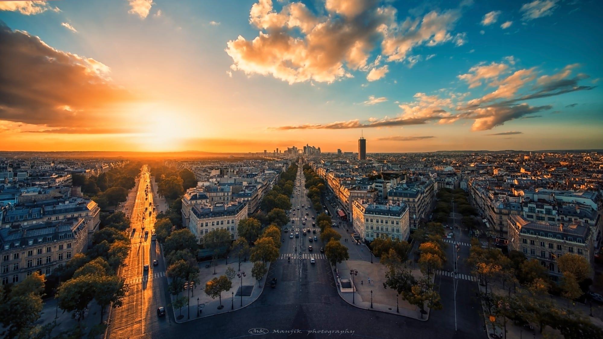 Golden hour in Paris