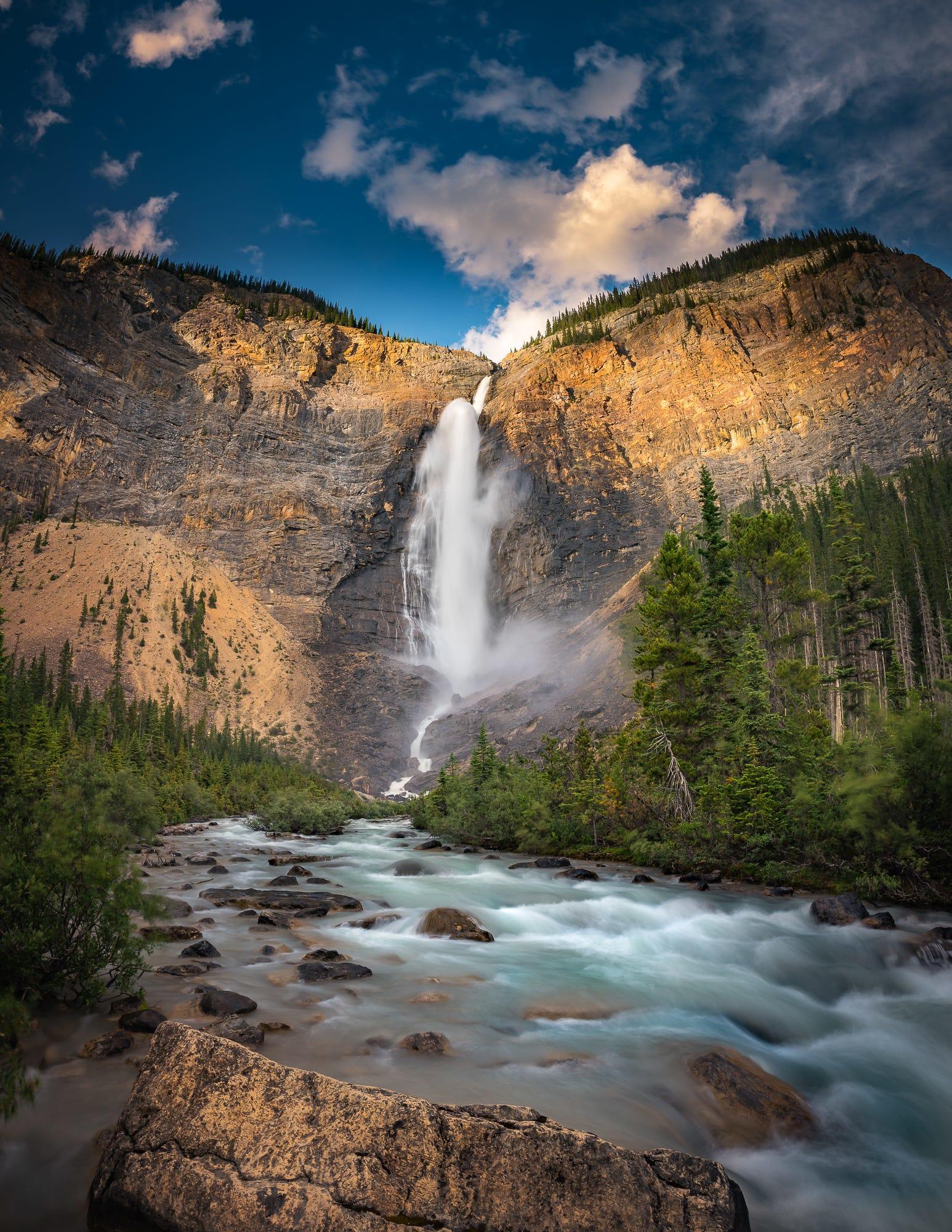 Takakkaw falls of Yoho National park