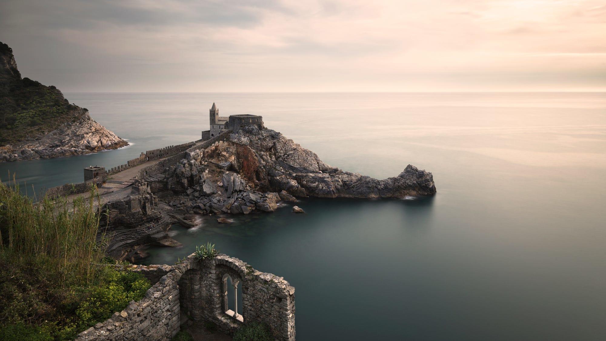 Chiesa di San Pietro. Cinque Terre. Liguria. Itaia